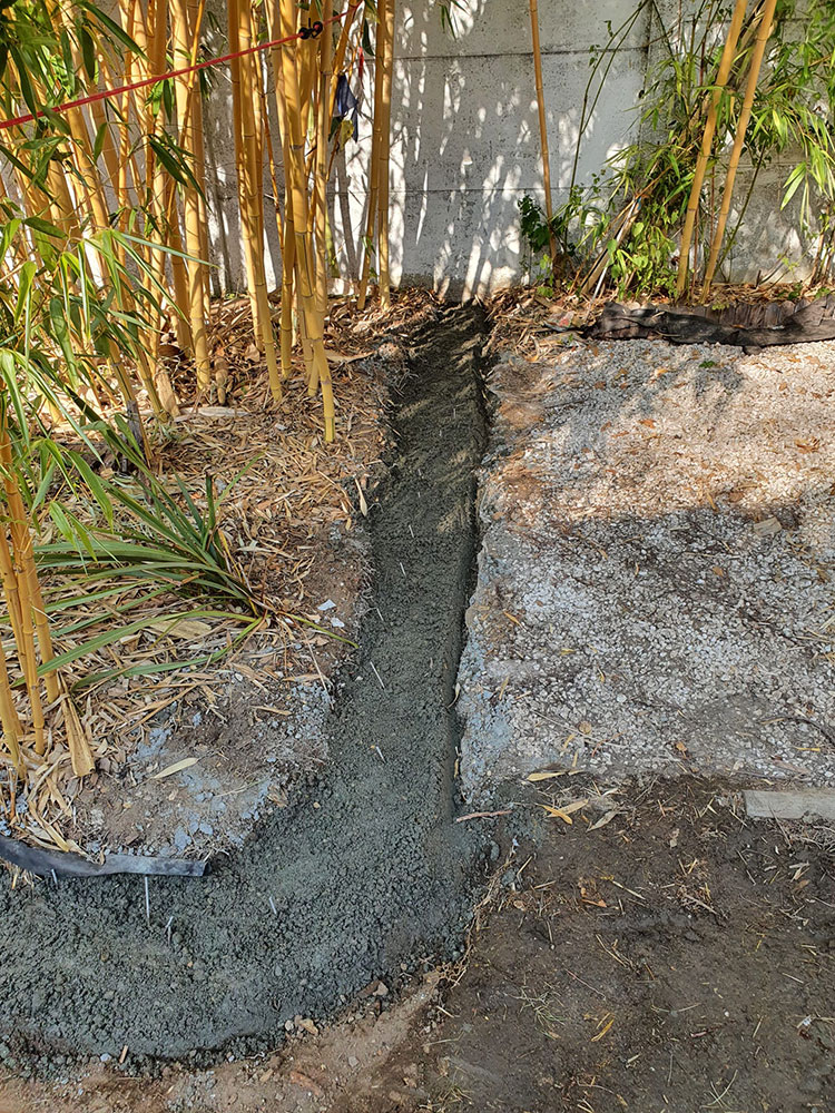 Barrière Anti-Racines Bambou 40 Cm De Haut - Bande PEHD 1 Mm D'Épaisseur, 15 M De Long - Pour Contrôler Rhizomes Invasifs